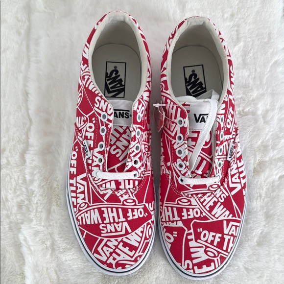 Vans mens Doheny 'OTW Repeat' Red and white  Sneakers - Picture 2 of 6